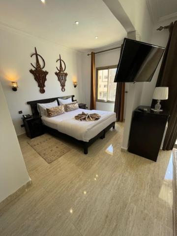 Hotel La Perle Du Sud 우아르자자테 외부 사진